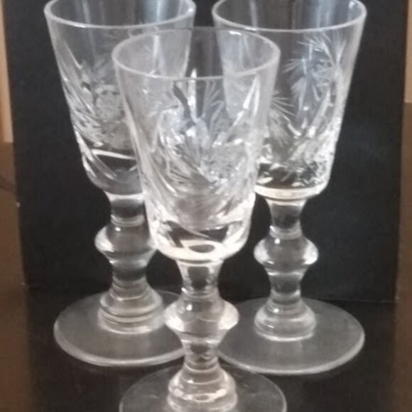 Pinwheel Shot Glasses Set of 12 SEE DESCRIPTION - Picture 13 of 16